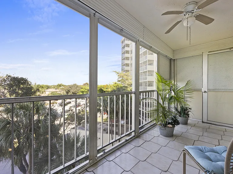 10777 W Sample Rd #508 — Photo 16