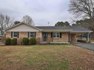 887 N Main St, Dyer, TN 38330