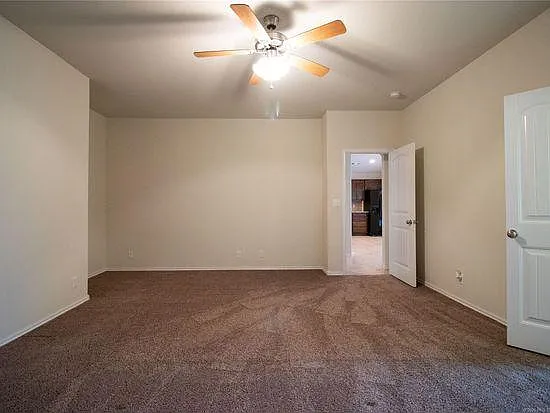 10427 S James St — Photo 22