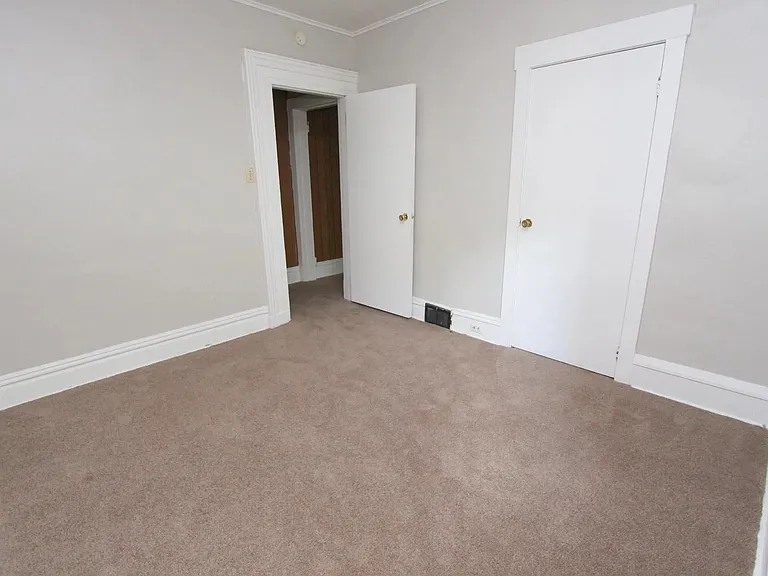 2617 Shady Ave — Photo 5