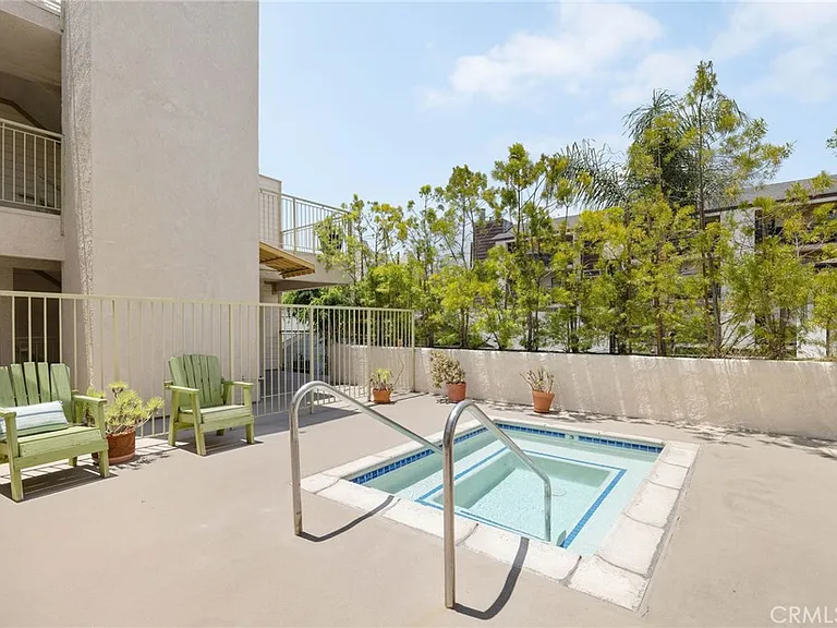 645 Chestnut Ave — Photo 17