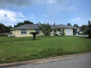 2155 SE Rainier Rd, Port Saint Lucie, FL 34952