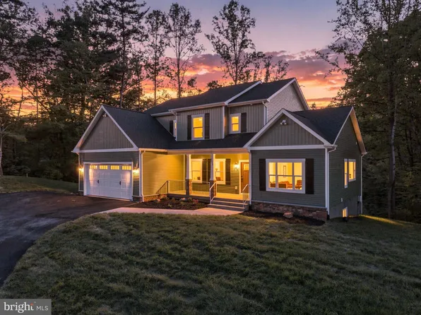 8020 Pinnacle Ridge Dr, Manassas, VA 20112