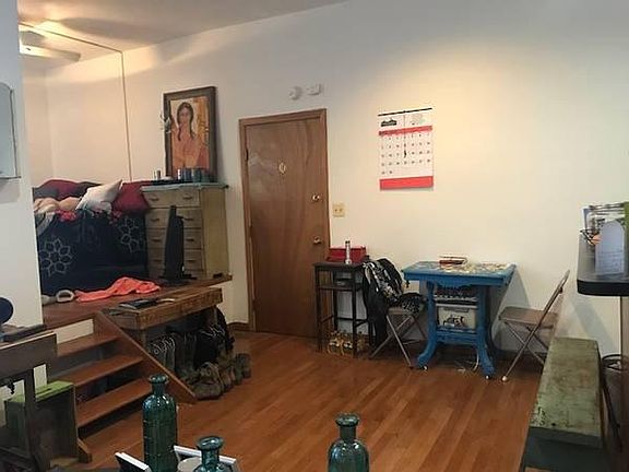 3rd image of 2717 N Hampden Ct APT 202S