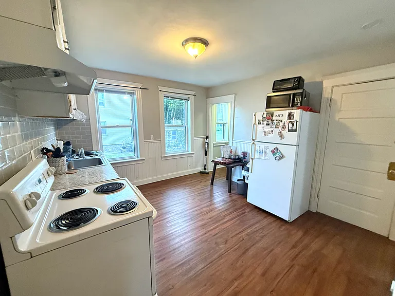 192 Grant Ave #1 — Photo 13