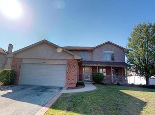 18100 Goesel Dr, Tinley Park, IL