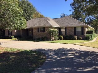 417 S College St, Pilot Point, TX 76258