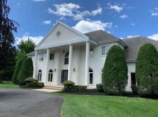 7 Brittany Dr, Colts Neck, NJ 07722