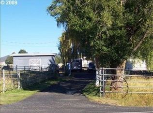2668 NE Barnes Rd, Prineville, OR 97754