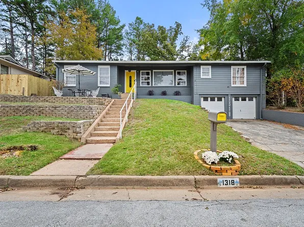 1318 Graham Dr, Tyler, TX 75701