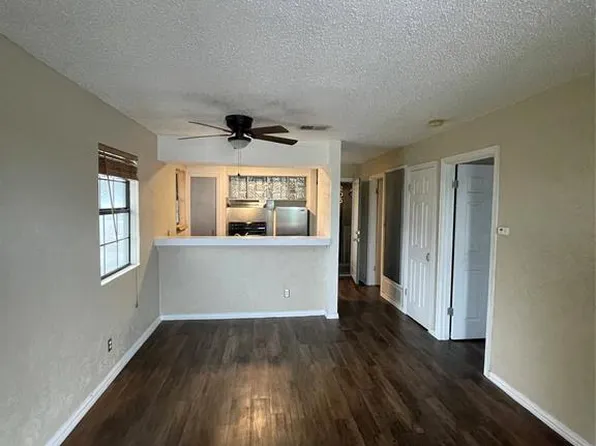 516 S Park Dr #201, Austin, TX 78704
