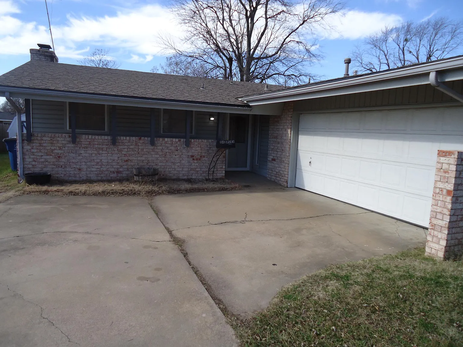 1646 S 109th East Ave — Photo 2