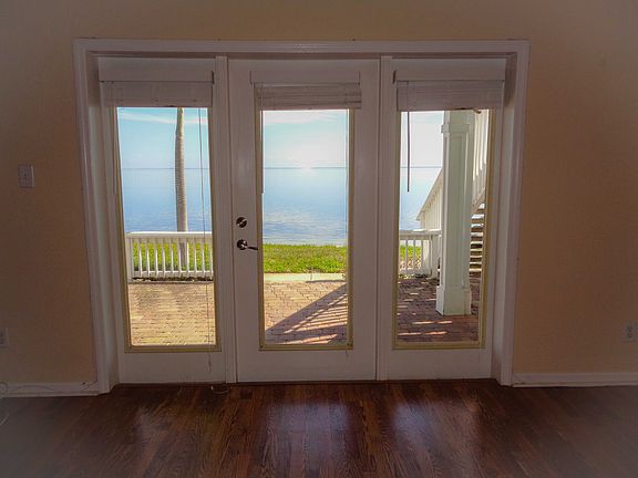 5th image of 4890 Coquina Key Dr SE