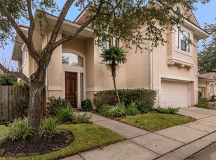408 Harborside Way, Kemah, TX 77565