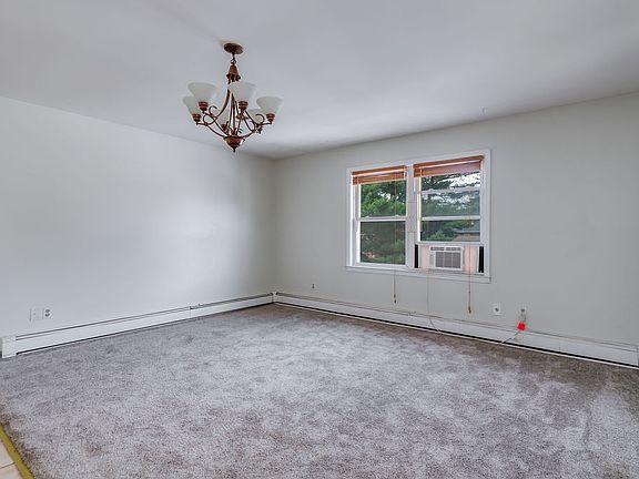 4th image of 505 Linden Ave #2