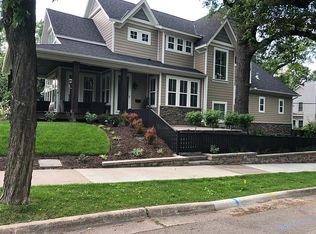 2704 W 40th St, Minneapolis, MN 55410