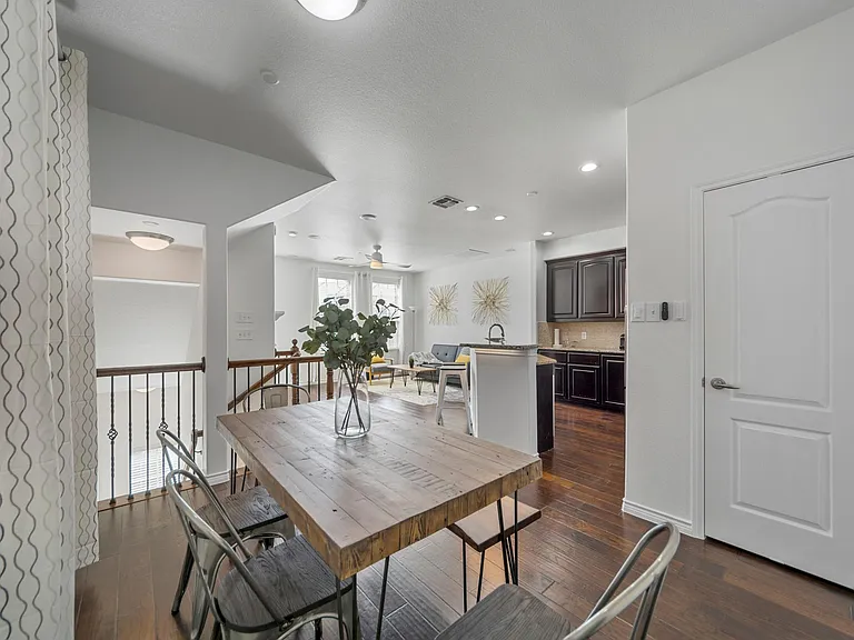 5713 Knox Dr — Photo 10