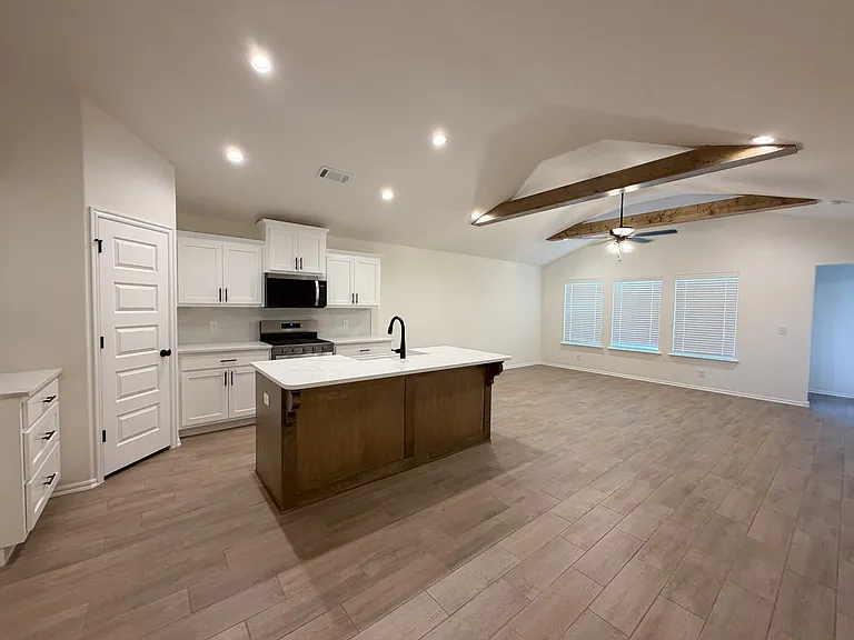 9407 N 116th East Ave — Photo 3