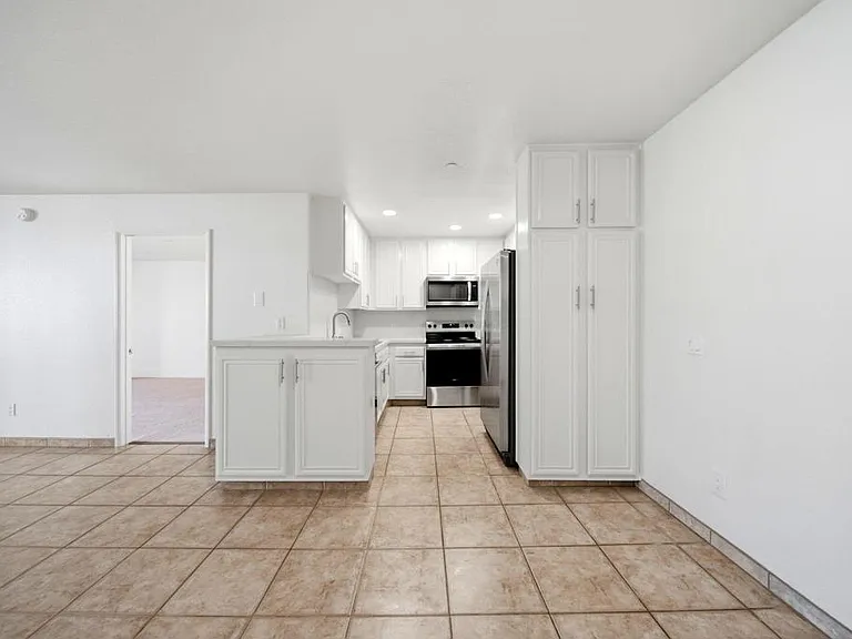 850 State St #414 — Photo 12
