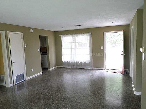 5th image of 1116 Chesterton Ave