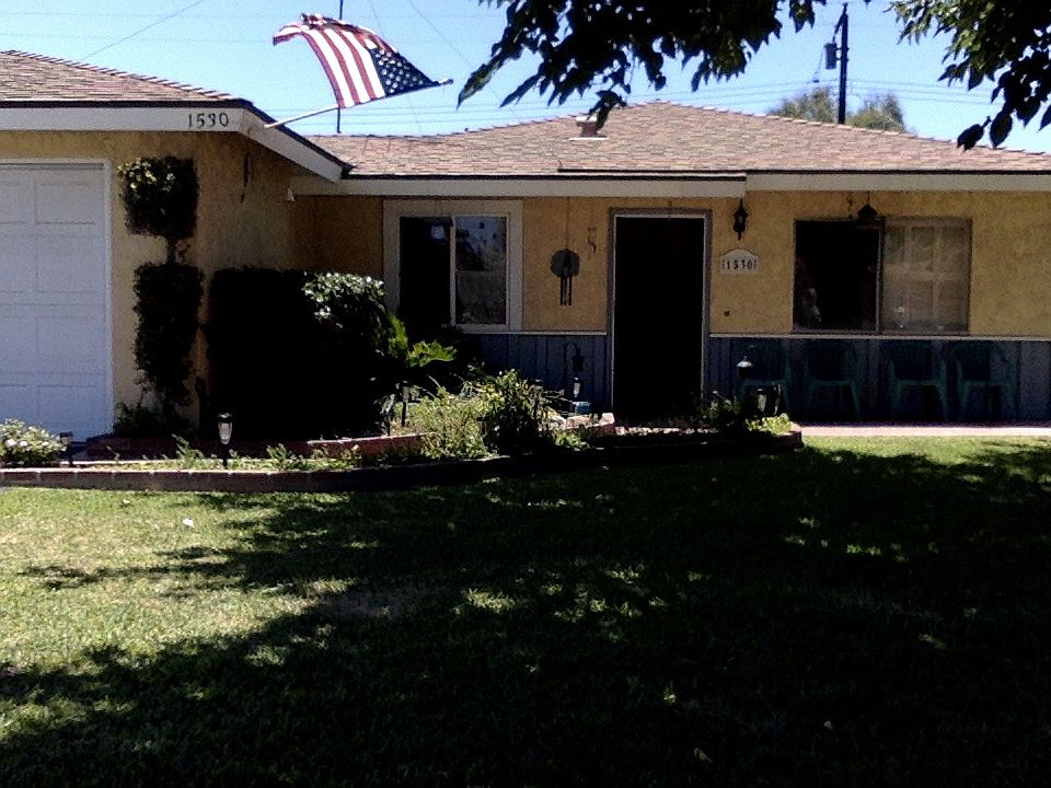 2nd image of 1530 E 7th St