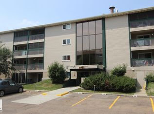 Millwoods Terrace, Edmonton, AB T6L 5P1