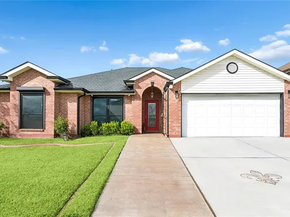 3624 Aspen Dr, Harvey, LA 70058