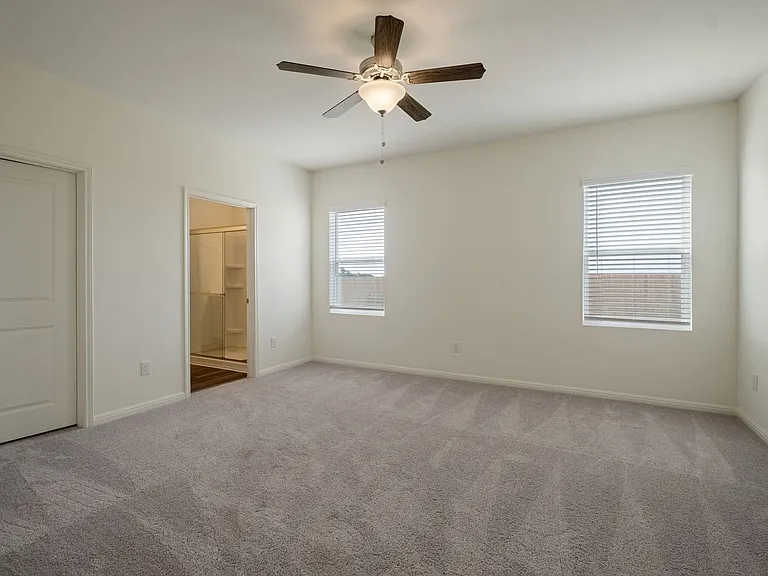 391 Wren Ln — Photo 12