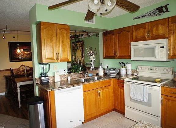 4th image of 7406 Lake Breeze Dr APT 615