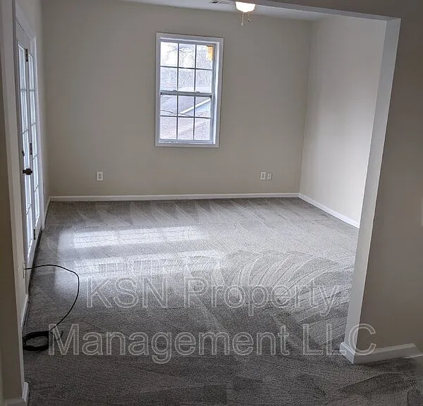 1124 Collins St — Photo 2