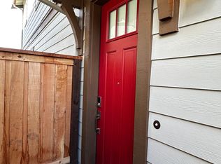 1206 Del Rancho Way, Petaluma, CA 94954