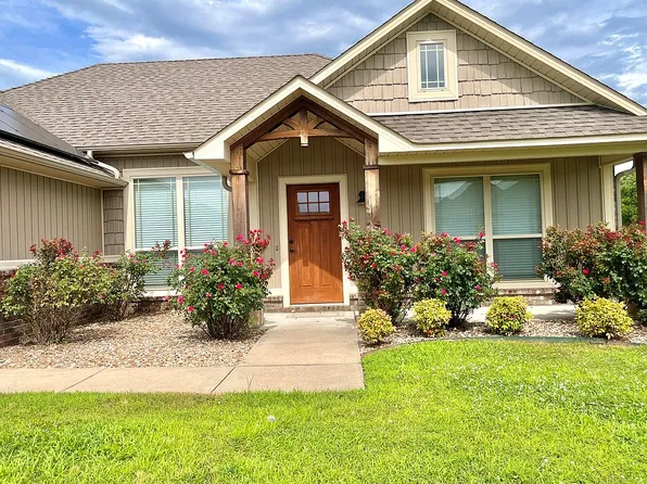 2512 Eastridge Dr, Van Buren, AR 72956