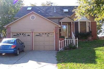 Front of home. Close to Zona Rosa. New Heating and A/C in 2011