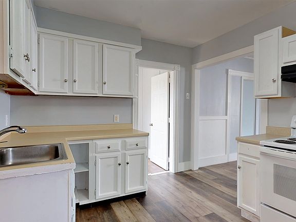 4th image of 10 Island Ave APT B