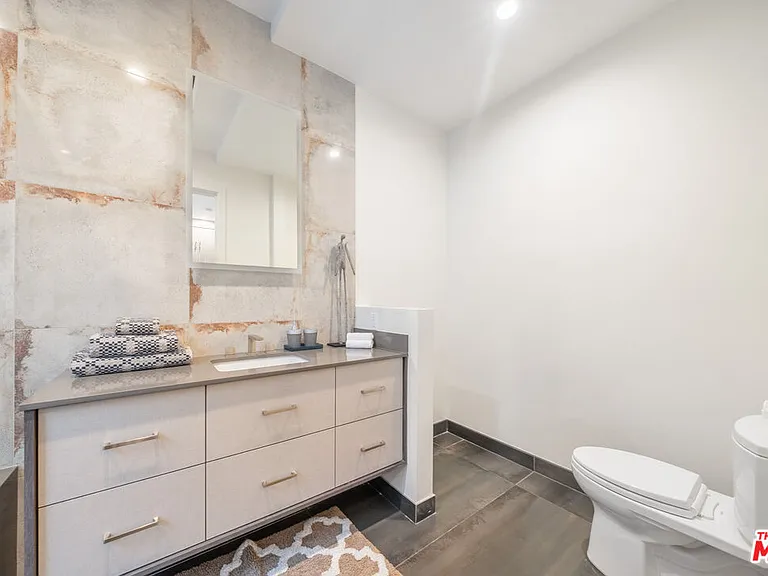 10563 Ashton Ave #1 — Photo 38