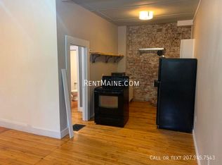 3 Cushing St APT 4, Winterport, ME 04496