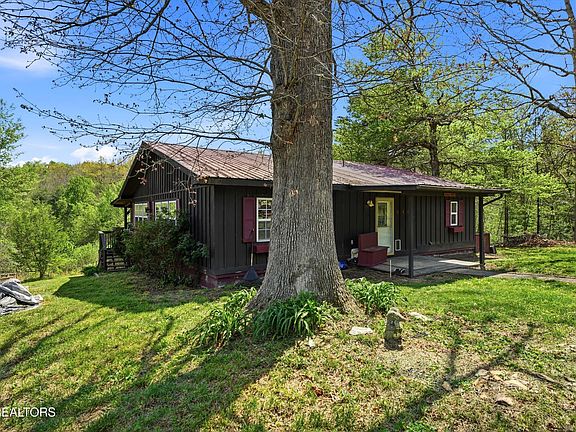 3rd image of 533 Epperson Rd