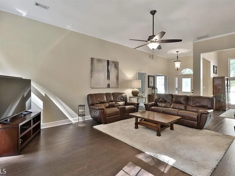 151 Terrane Rdg — Photo 3