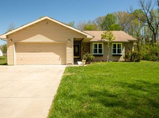 6501 W Ohio Ridge Rd, Columbus, IN 47201