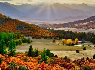 8714 Scarface Rd, Fort Jones, CA 96032