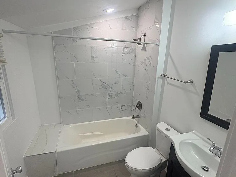 4148 Parrish St #1 — Photo 10