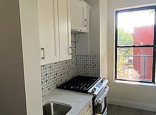 1211 8th Ave #3B, Brooklyn, NY 11215