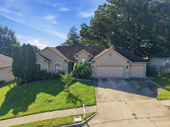 2nd image of 3304 Braden Dr