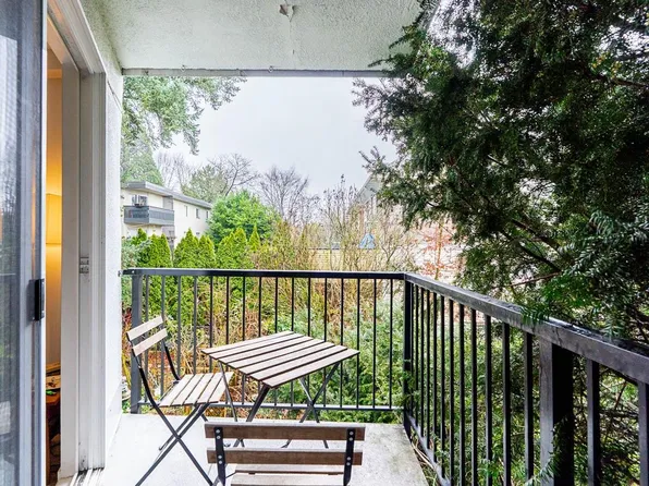 36 E 14th Ave #213, Vancouver, BC V5T 4C9