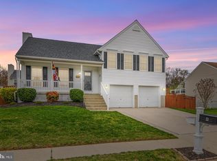6 Snug Lagoon Ct, Baltimore, MD 21220