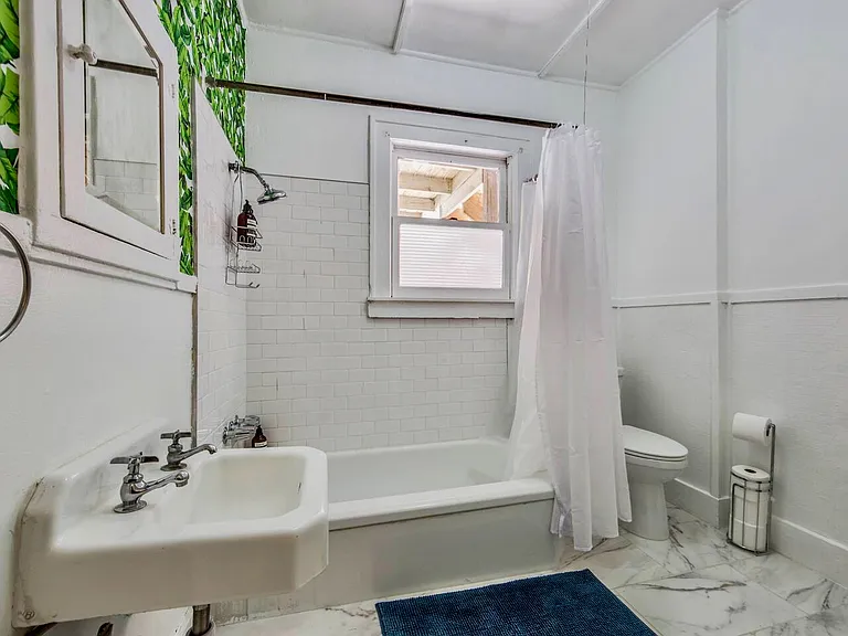 508 E Dewey Pl #3 — Photo 5