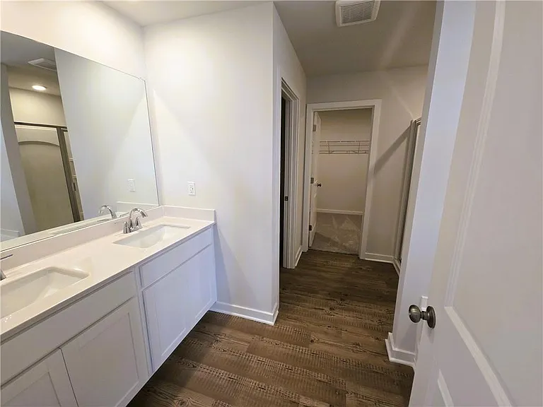 5539 Rosehall Pl — Photo 15