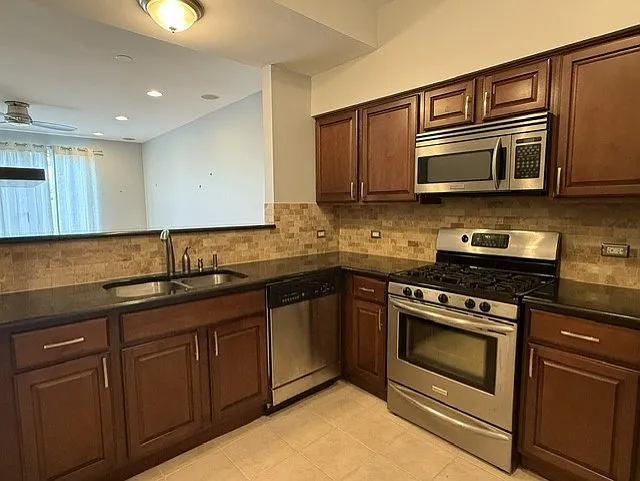 340 Glen Leven Ct — Photo 6