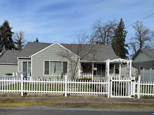 1178 Ironwood St, Sweet Home, OR 97386