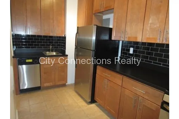 Rented by City Connections Realty | media 14